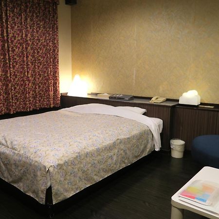 Hotel Carnival Metabaru Ngoại thất bức ảnh