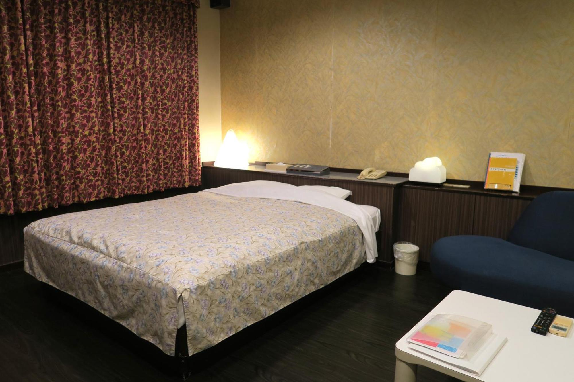Hotel Carnival Metabaru Ngoại thất bức ảnh
